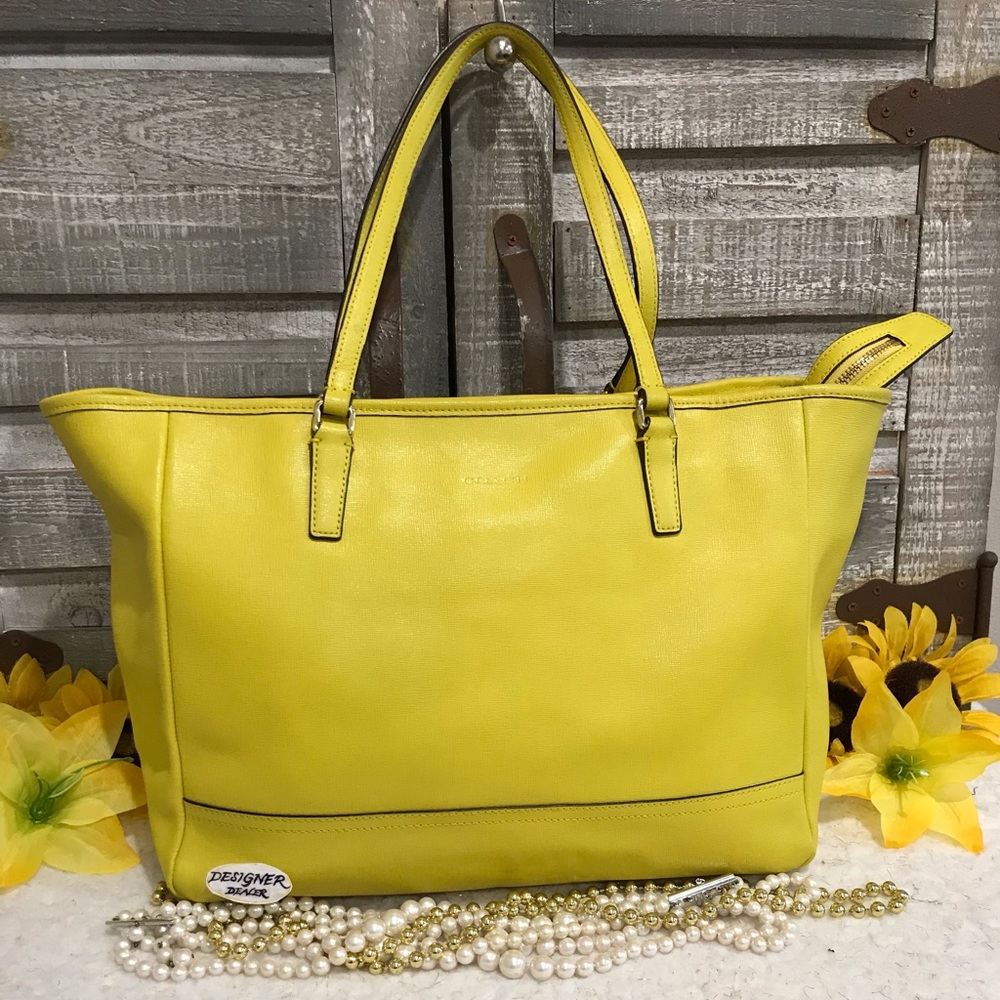 Auth COACH City Leather Tote 23576 Bright Yellow